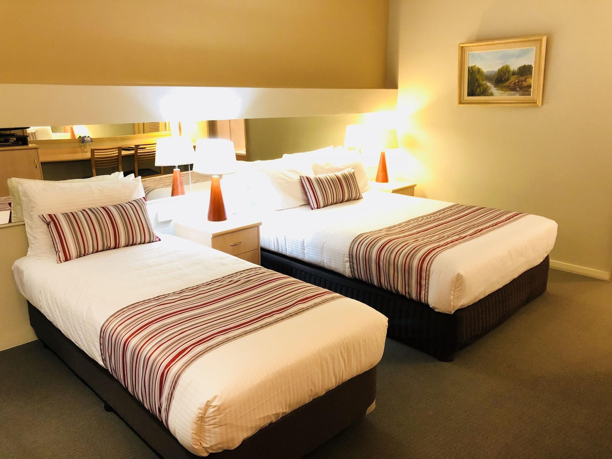 Comfort Inn & Suites לייקס אינטרנס מראה חיצוני תמונה